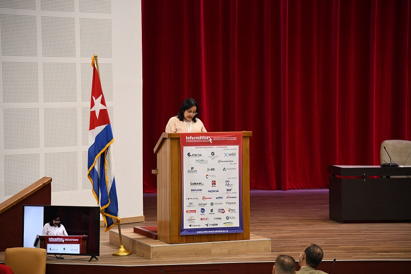 Ministra de Comunicaciones interviene en la inauguración de Informática 2022 